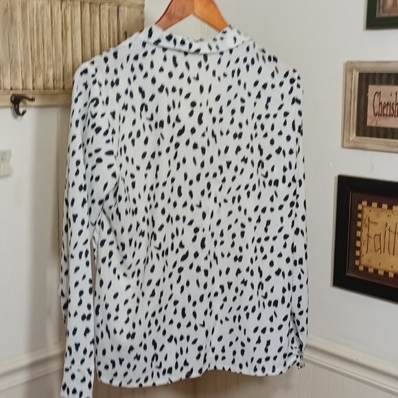 ecowish animal print button down blouse - Picture 6 of 6